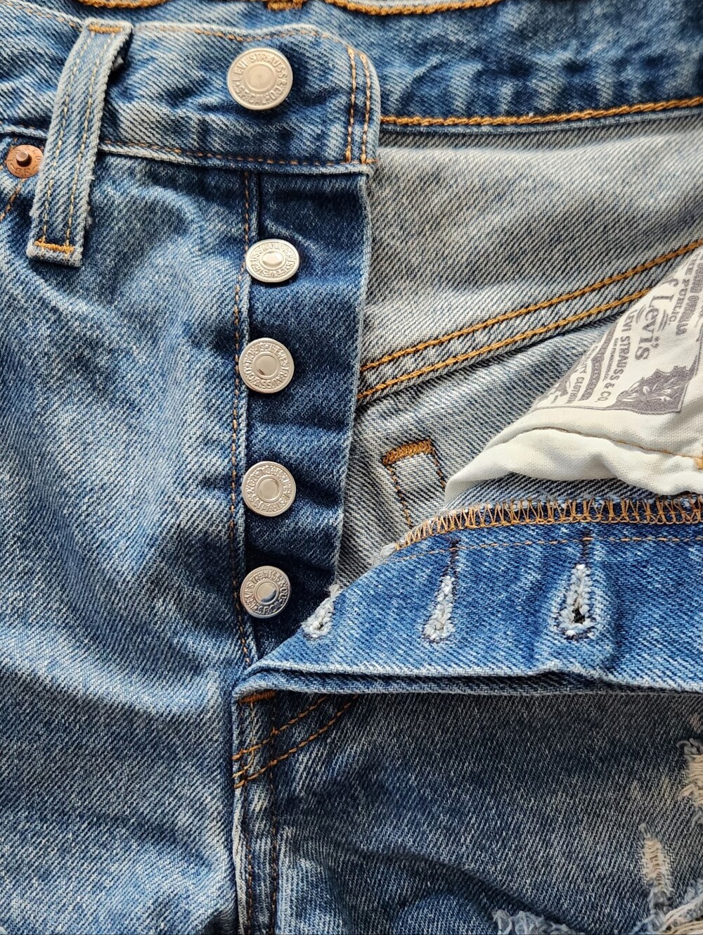 Levi's 501 Cut Off Blue Denim Shorts Distressed Frayed Button Fly Women Size 26 - Picture 13 of 13